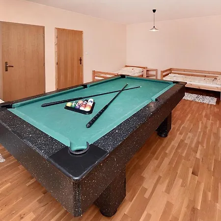 Borova Sihot Atc And 度假村 2*