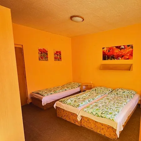 אתר נופש Borova Sihot Atc And 2*