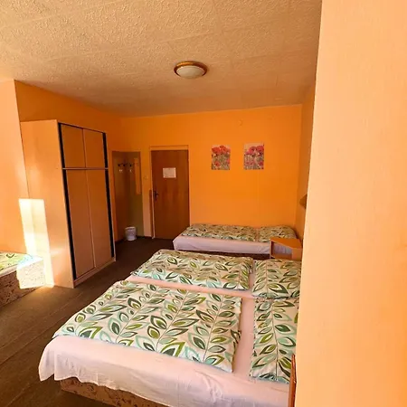 Borova Sihot Atc And אתר נופש Liptovský Hrádok